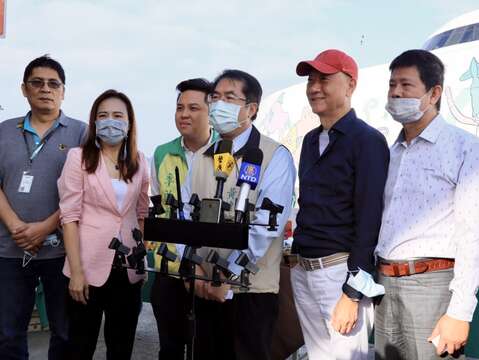 台南市长黄伟哲特别莅临安平港首航仪式