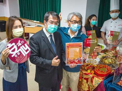 臺南安心餐廳於春節推出各樣特色外帶年菜料理