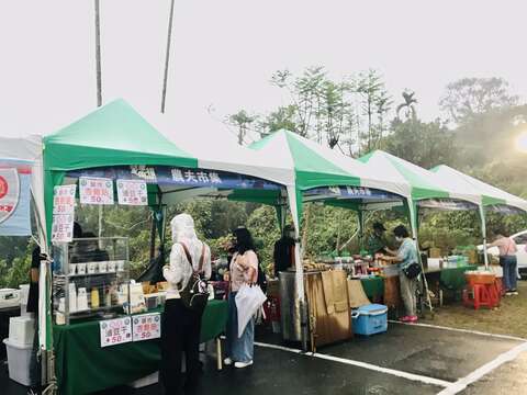 农夫市集农特产品展售