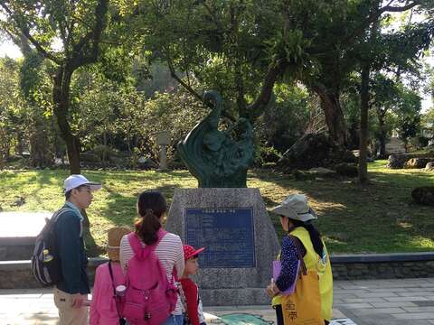 關子嶺溫泉鄉散步嶺頂公園吳晉淮音樂廣場(三級警戒前拍攝的照片)