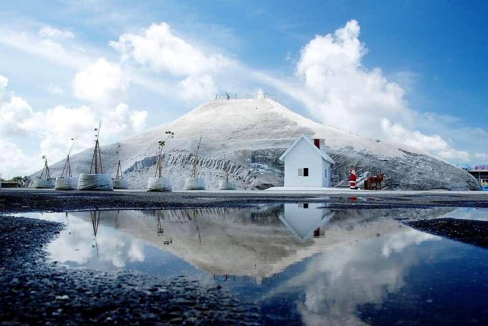 七股盐山 (南市观旅局提供)