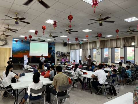 Visiting the Home of Taiwan's Largest Land Crab, the Brown Land Crab