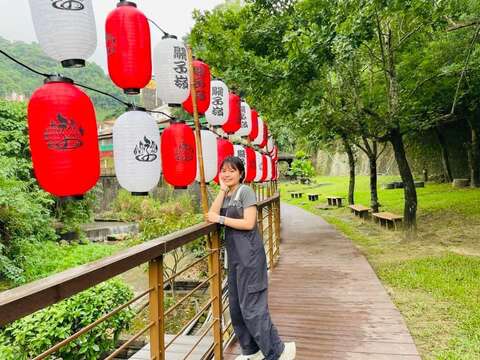 寶泉橋沐棧道燈飾