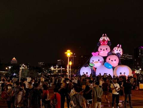 夜间灯光秀