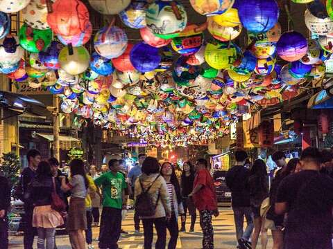 普濟燈會（南市觀旅局提供）