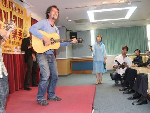 现场演奏