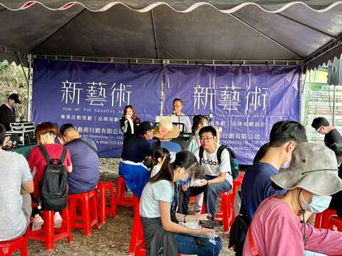 乐团演唱