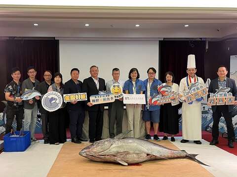 台南富信大饭店《极鲜。鲔鱼季》开跑，首度引进整只新鲜黑鲔鱼
