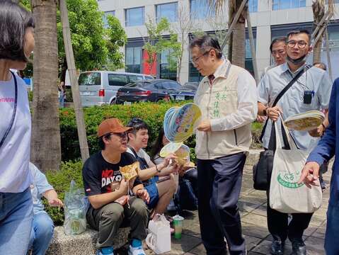 9月2日至9月3日连续两天在小西门国泰置地广场隆重开幕