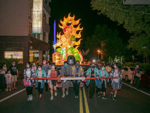 夜祭巡行祭典燈車(資料照)