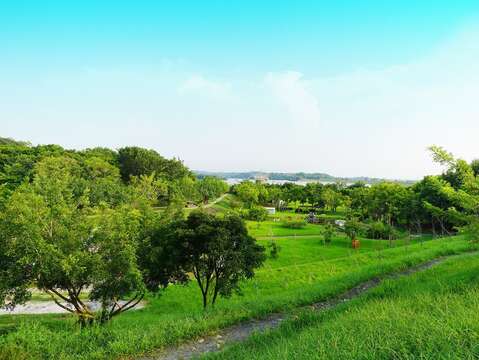 鱼头君带路10月号_乌山头水库风景区