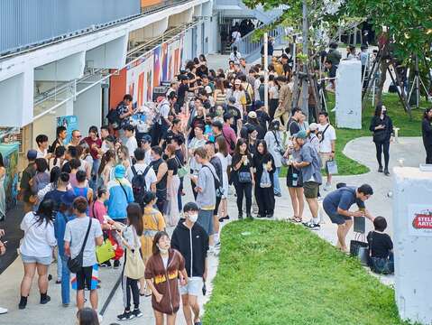 2023台南国际餐酒嘉年华活动首日涌入逾二万人朝圣