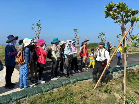 學員至黃金海岸認識植物