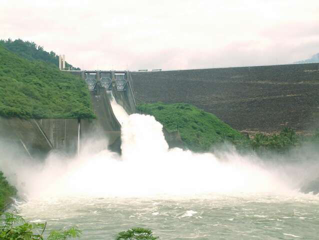 Tsengwen Reservoir(曾文水庫)