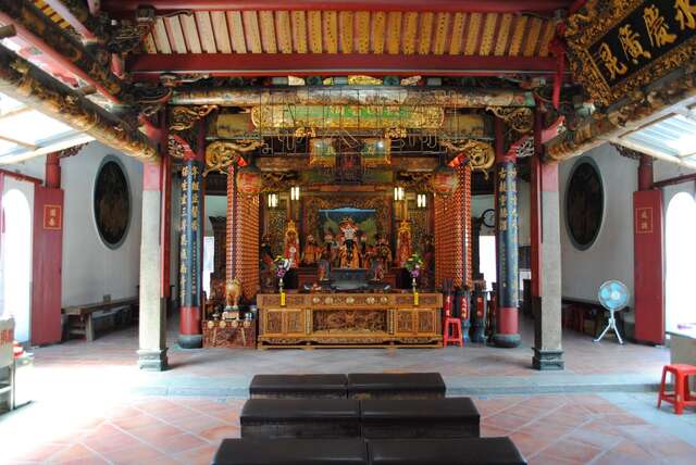 Bao Sheng Da Di in Taiwan- Xingji Temple(臺灣保生大帝官祀首廟－祀典興濟宮)