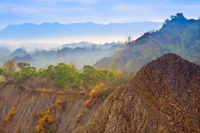 奇特山景