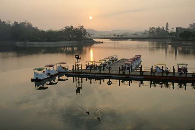 Hutoupi Scenic Area(虎頭埤風景區)