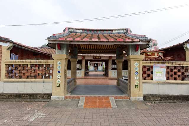 鹿陶洋江家古厝大門