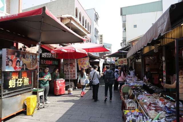 안핑 옛거리(옌핑 옛거리)〔安平老街(延平老街)〕