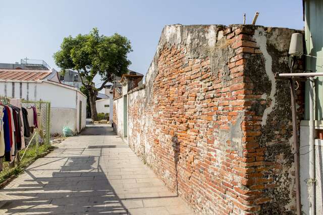 Anping Old Street (Yanping Old Street)(安平老街(延平老街))