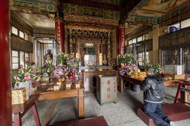 龍湖巖香火鼎盛是六甲區的信仰中心