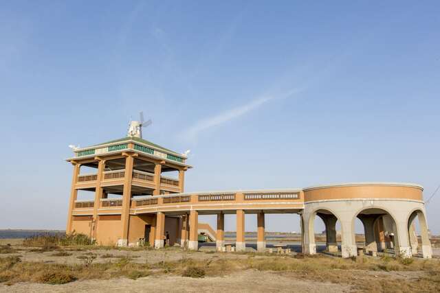 Qigu Sea View Tower(七股觀海樓)