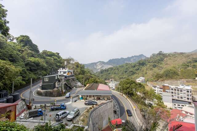 鳥瞰關子嶺風景區一處景色