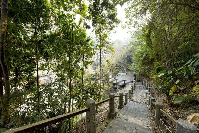 New and old Hao Han Po Trail (新、舊好漢坡步道)