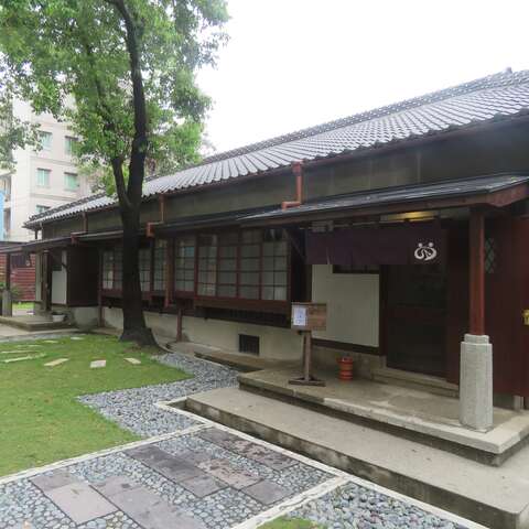 原臺南州立農業試驗場宿舍群(丙種官舍B棟)