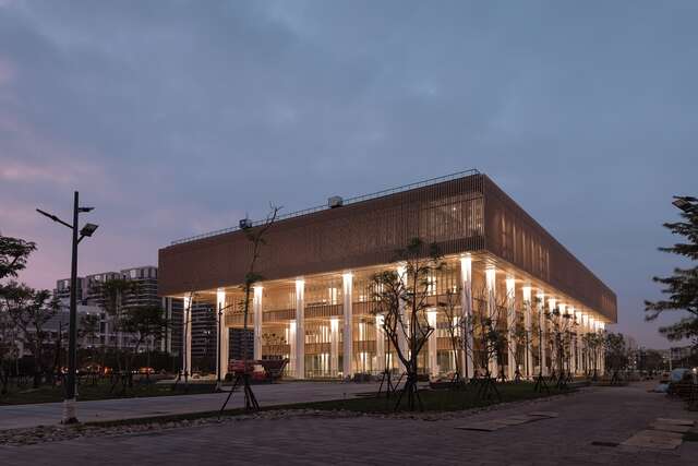 台南市立圖書館夜景