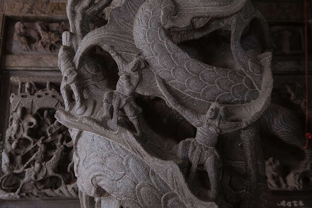 照片-虎边「龙柱」细节特写