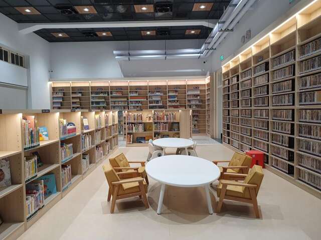 中西区图书馆3(来源：台南市图书馆网站)