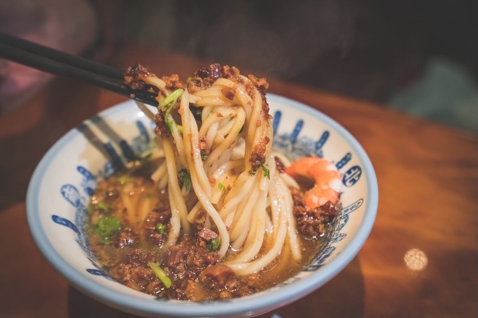 #台南グルメシリーズ#担仔麺台南名物・担仔麺᭜꛰ ᭜꛰ಣえびの旨みがきいたスープに、肉そぼろを合わせたシンプルな一杯ˊ˗小ぶりサイ...