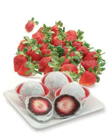 FLMG Strawberry Daifuku