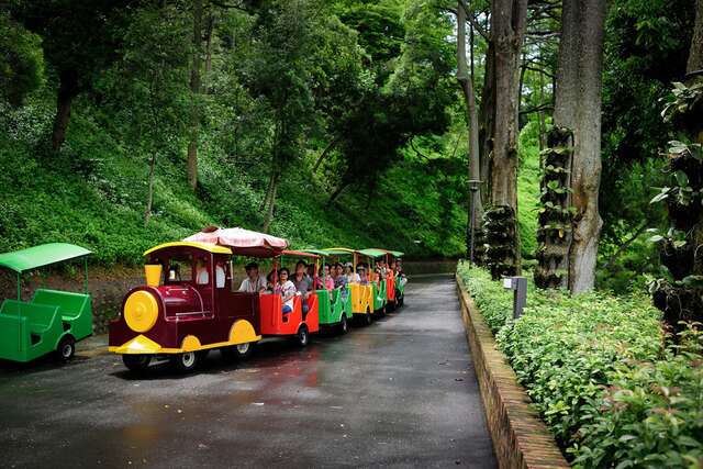 柳營尖山埤渡假村 - 遊園車