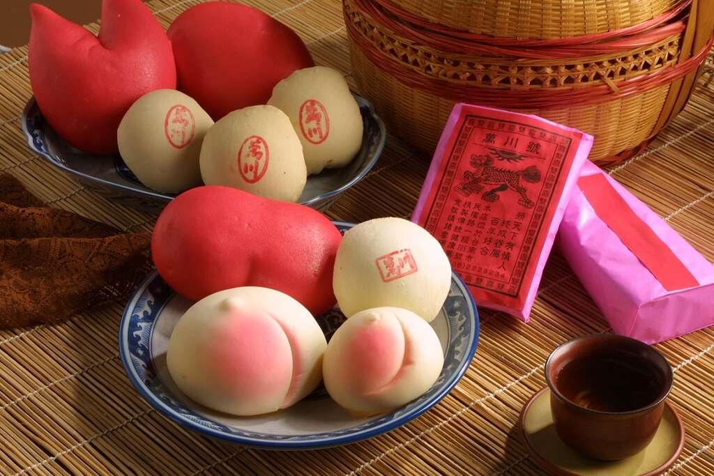 「鹹甜引路臺南味」府城最早餅舖，「萬川號」百年薪傳，古味留存，餅香懷記憶