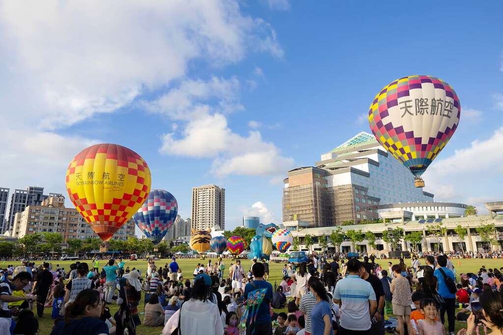 「2026臺南熱氣球派對」9月5至6日相約臺南見 熱氣球繫留體驗、光雕結合無人機展演打造城市視覺饗宴