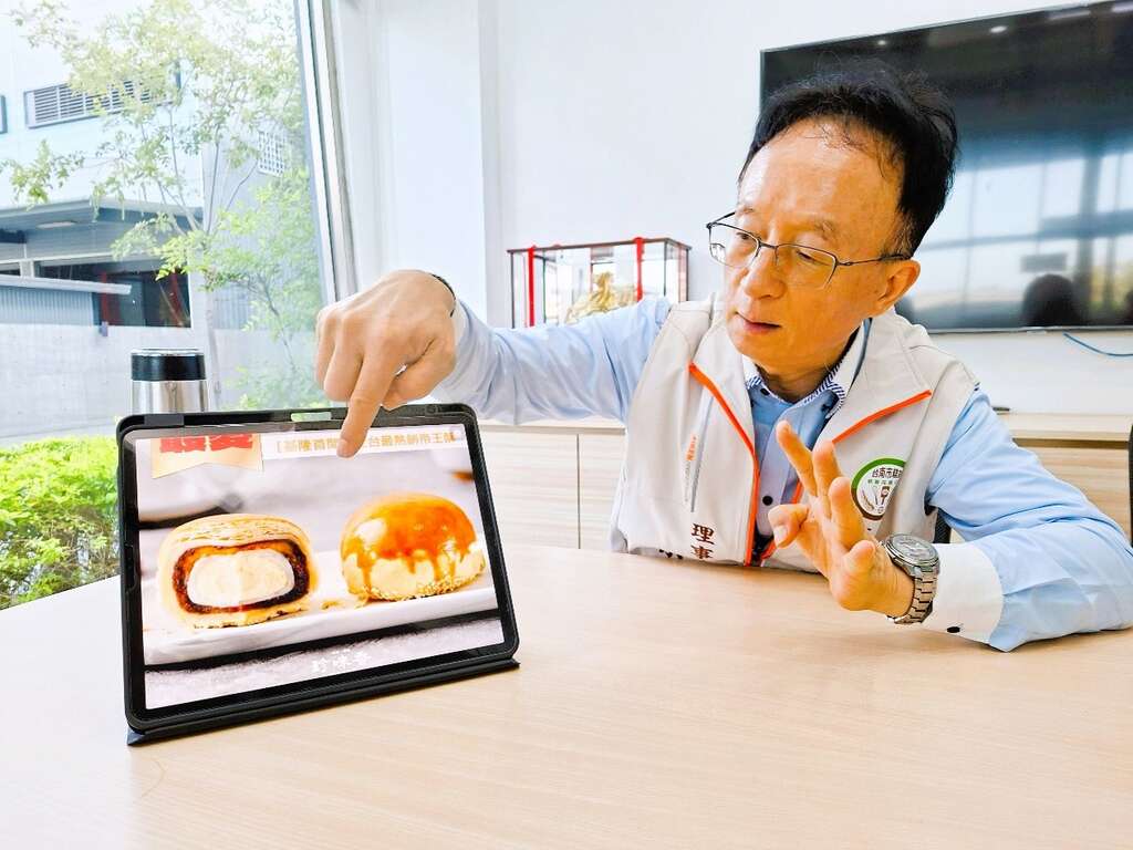 「鹹甜引路臺南味」「百城機械」自動包餡成型機專家,技術領先全球,成為MIT品牌榮耀;創「英雄聯盟」串聯上下游跨界整合,打入國際市場