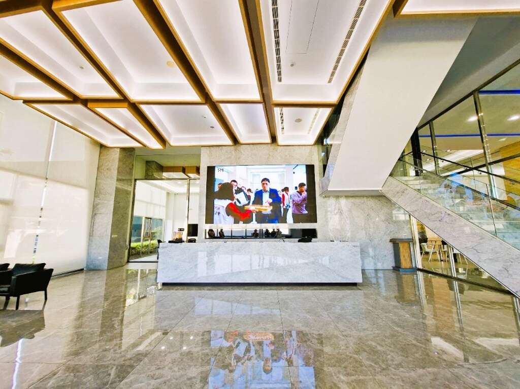 「鹹甜引路臺南味」「百城機械」自動包餡成型機專家,技術領先全球,成為MIT品牌榮耀;創「英雄聯盟」串聯上下游跨界整合,打入國際市場