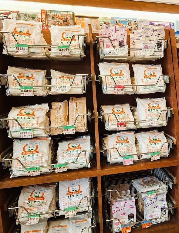 「鹹甜引路臺南味」「銘泉食品材料」進口麵粉與食材成營銷特色，膳食纖維粉拓展健康機能烘焙市場