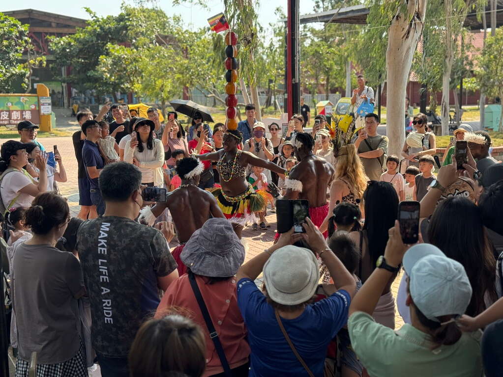 臺南國慶連假逾120萬人次到訪，鐵道風華與山海遊程展現八年觀光創新成果