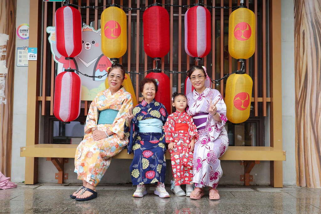 2026關子嶺溫泉美食節盛大開幕 千份大鼎雞湯爭香、關嶺夜祭巡行點亮山城夜色