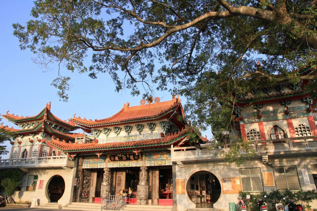 赤山龙湖岩 台南旅游网