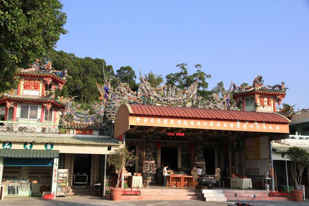 六甲镇南宫 台南旅游网