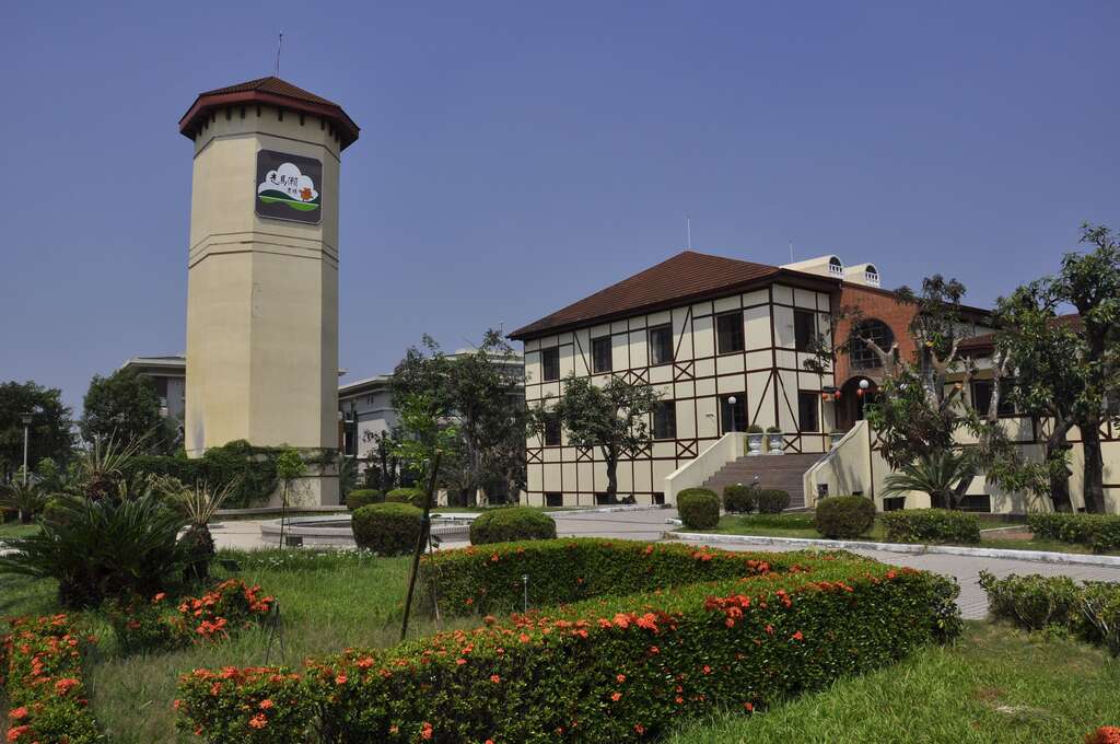 Euro Style Hotel Of Tsou Ma Lai Farm In Tainan County Farmers Association Tainan Travel