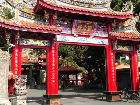 伍政租車 台南旅遊網