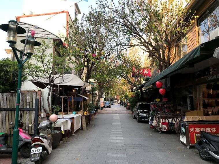 The Coral Tree Alley