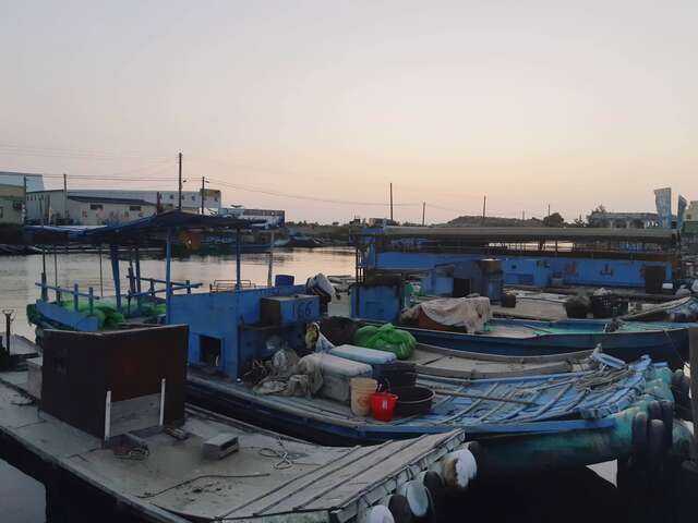 룽산 어항(龍山漁港)