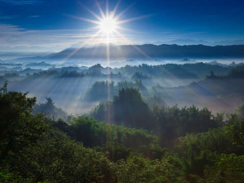 "Erliao Sunrise"