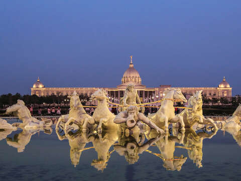 "Chimei Museum Surprise Tour"